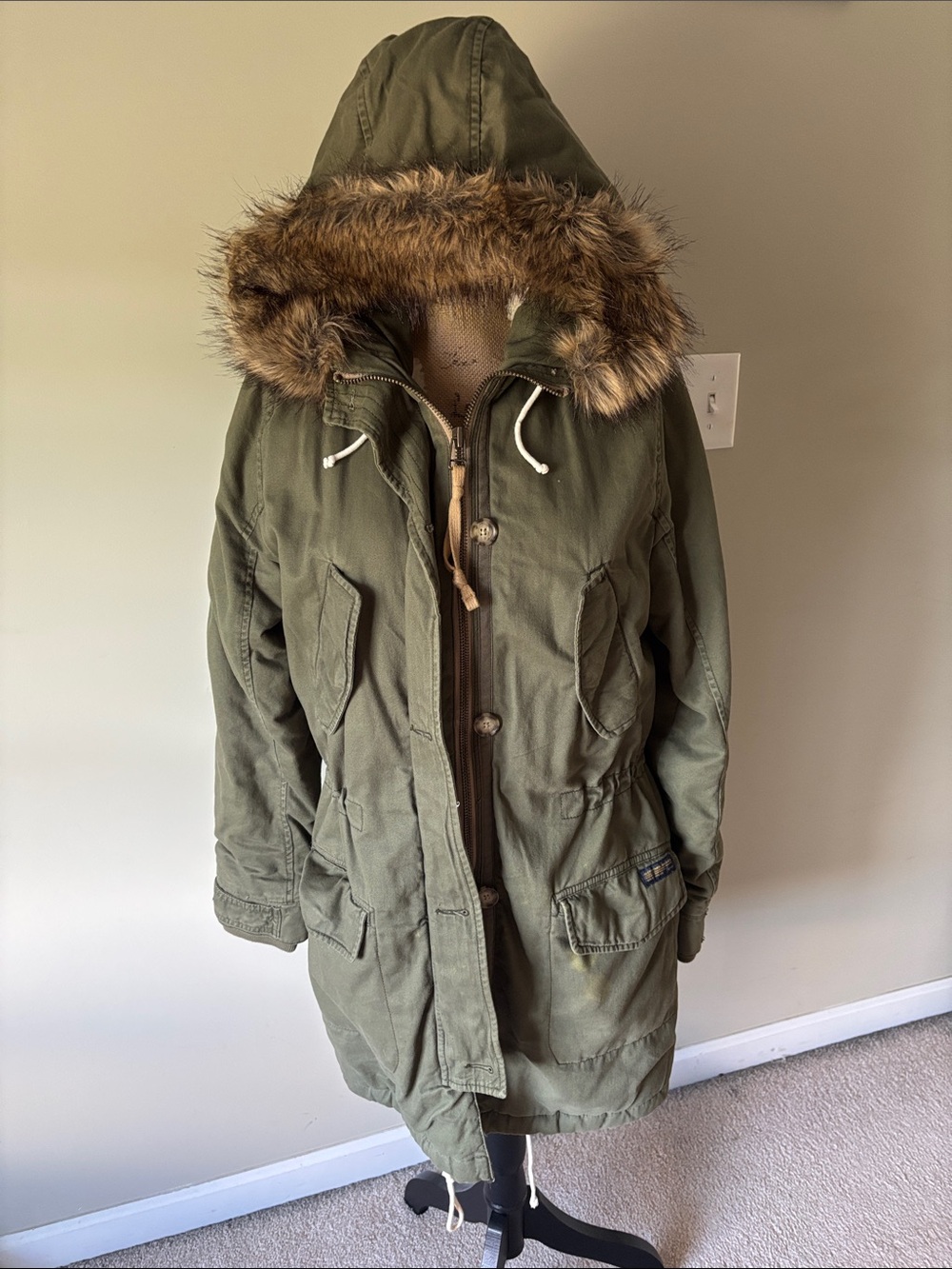 Vintage Y2K Abercrombie & Fitch Olive Green Faux-Fur Trim Hooded winter Coat